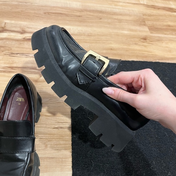 Zara Chunky Loafer - Picture 2 of 6